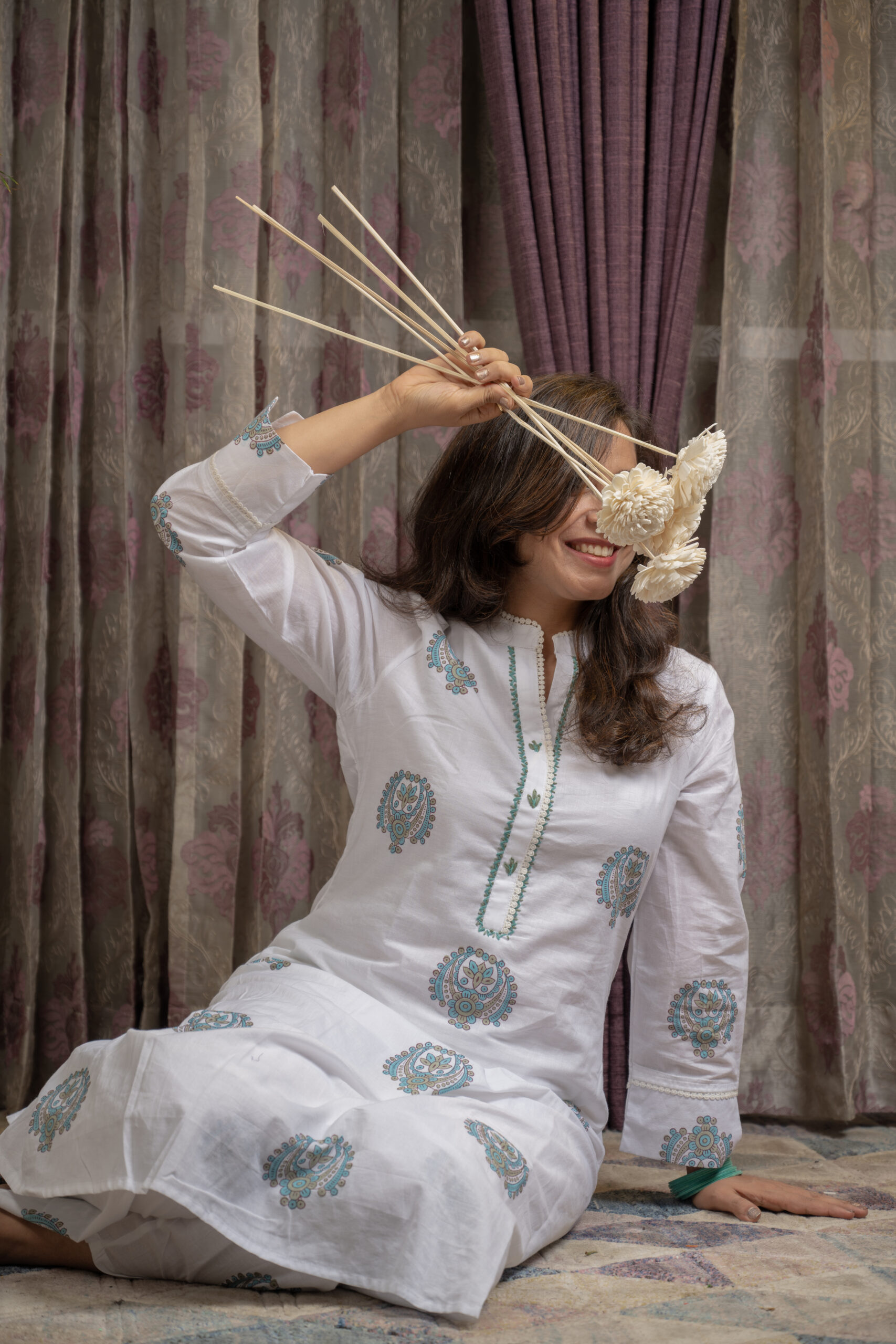 Sitara – White Cotton Kurta Set with Teal Mandala Print